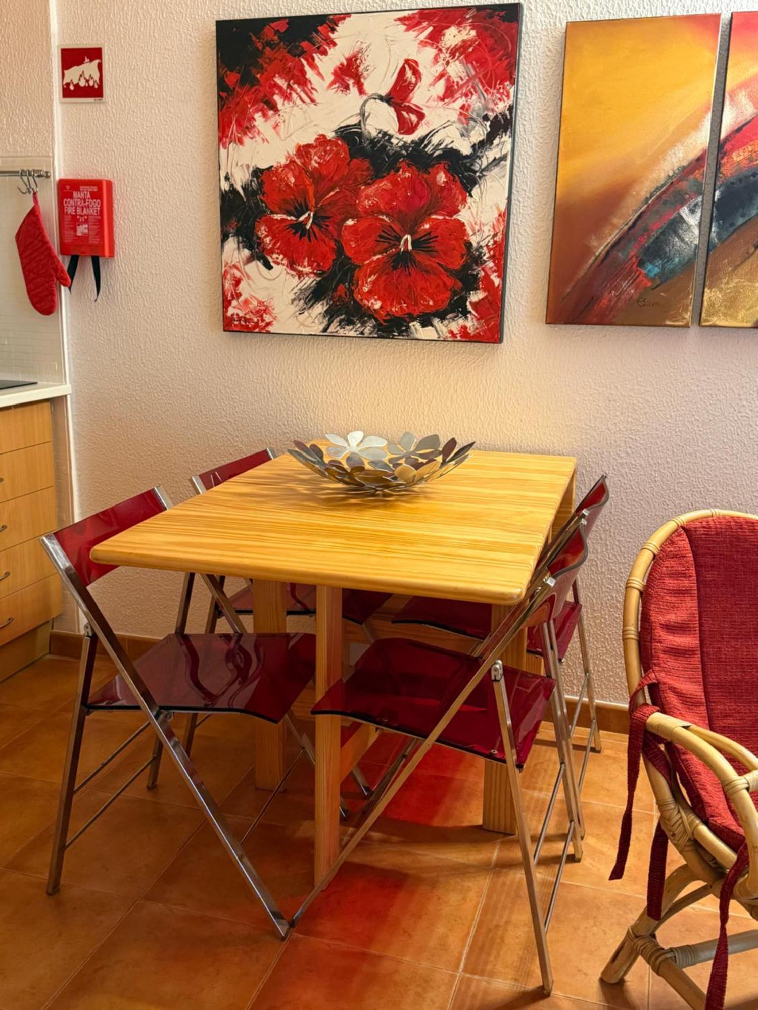 Rose'S House Apartment กอสตา ดา กาปาริกา ภายนอก รูปภาพ