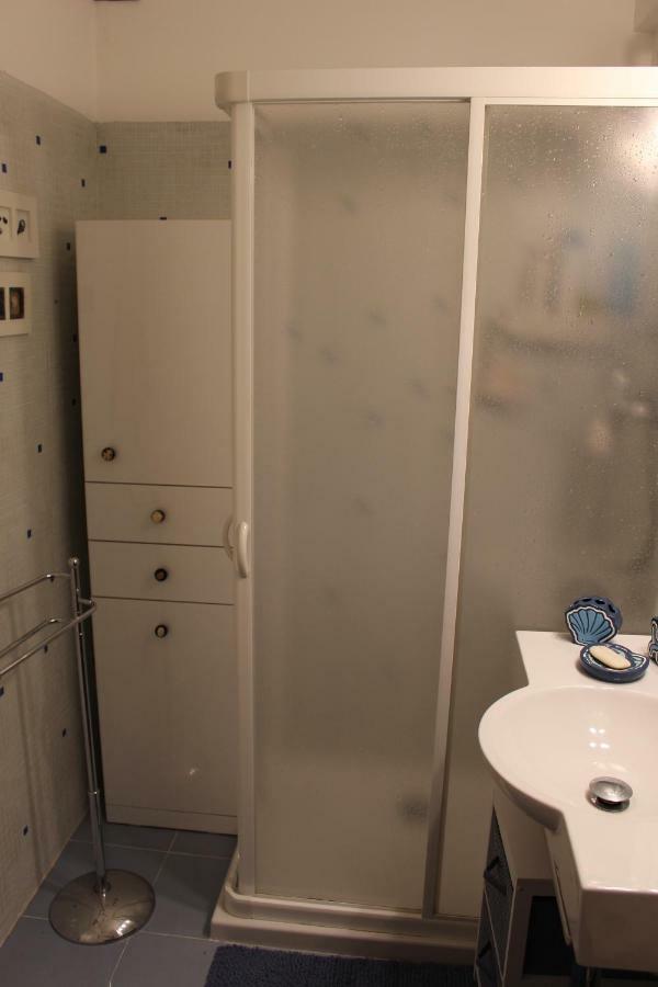 Rose'S House Apartment กอสตา ดา กาปาริกา ภายนอก รูปภาพ